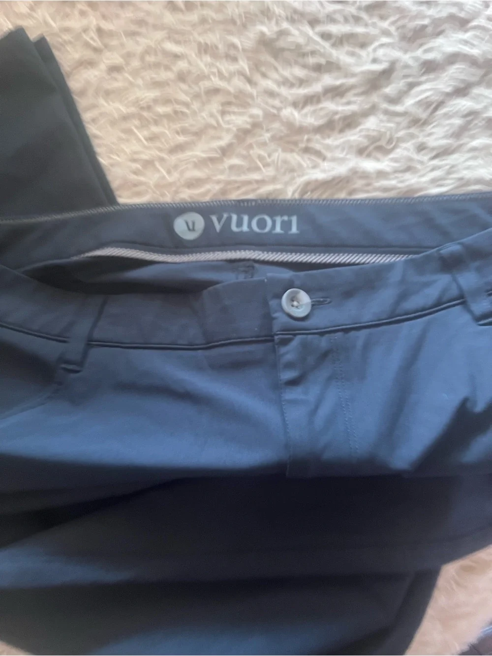 Vuori Men's Relaxed Jeans in Dark Navy